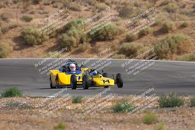 media/Jun-01-2025-CalClub SCCA (Sun) [[eae223c5dd]]/Group 3/Qualifying/